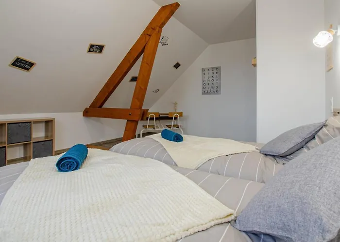 Aux Souvenirs D'enfance